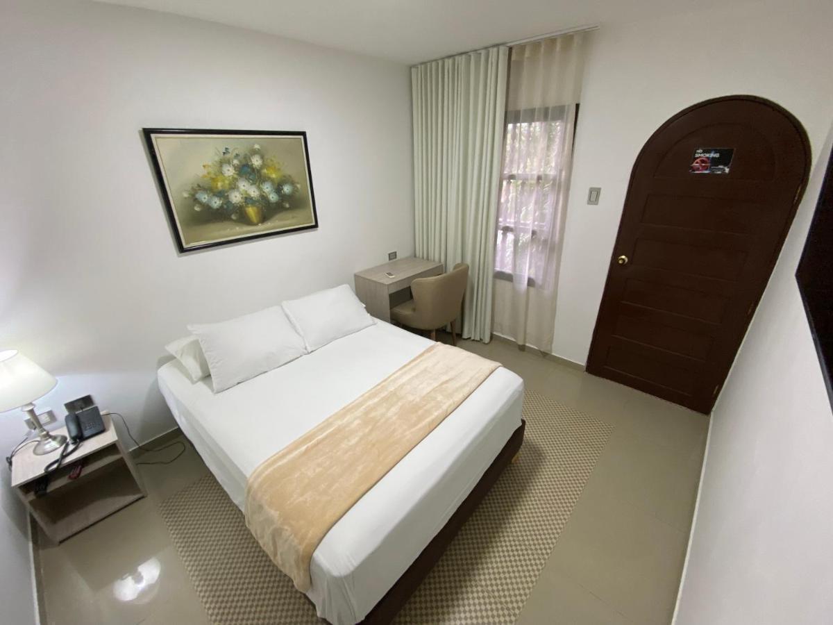 Hotel Casa Colonial บาร์รังกีญา ภายนอก รูปภาพ