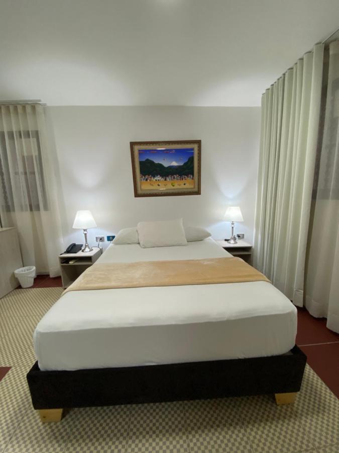 Hotel Casa Colonial บาร์รังกีญา ภายนอก รูปภาพ